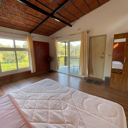 Ponnampet Lake Ripples - Farmstay & Camping מראה חיצוני תמונה