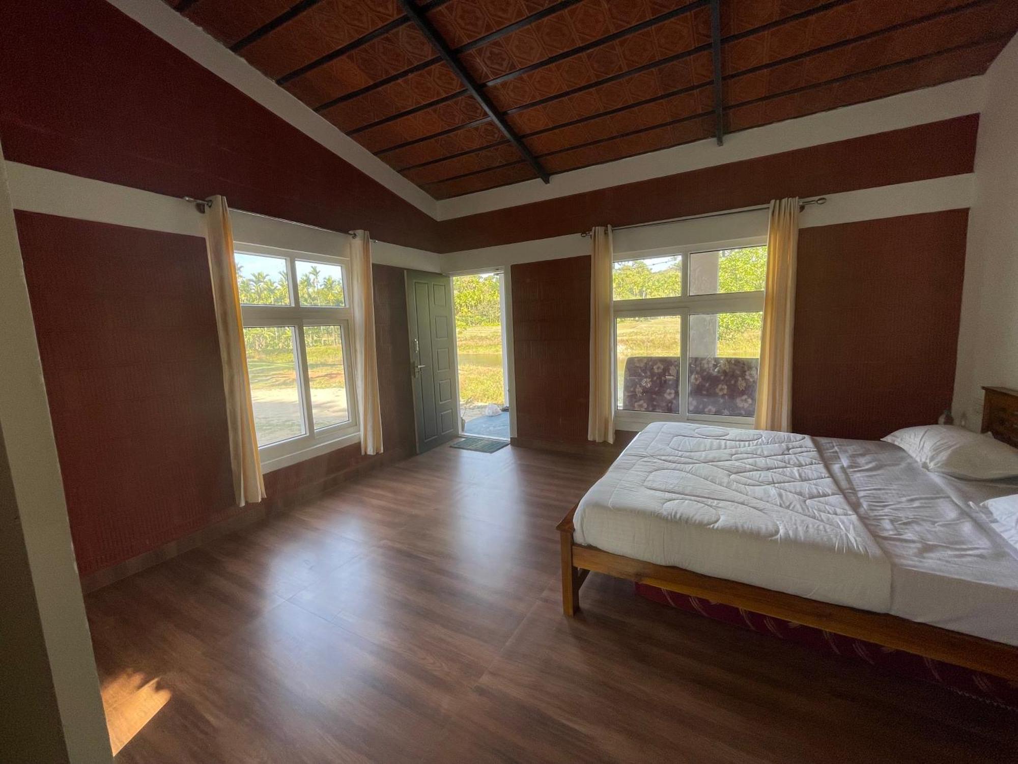 Ponnampet Lake Ripples - Farmstay & Camping מראה חיצוני תמונה