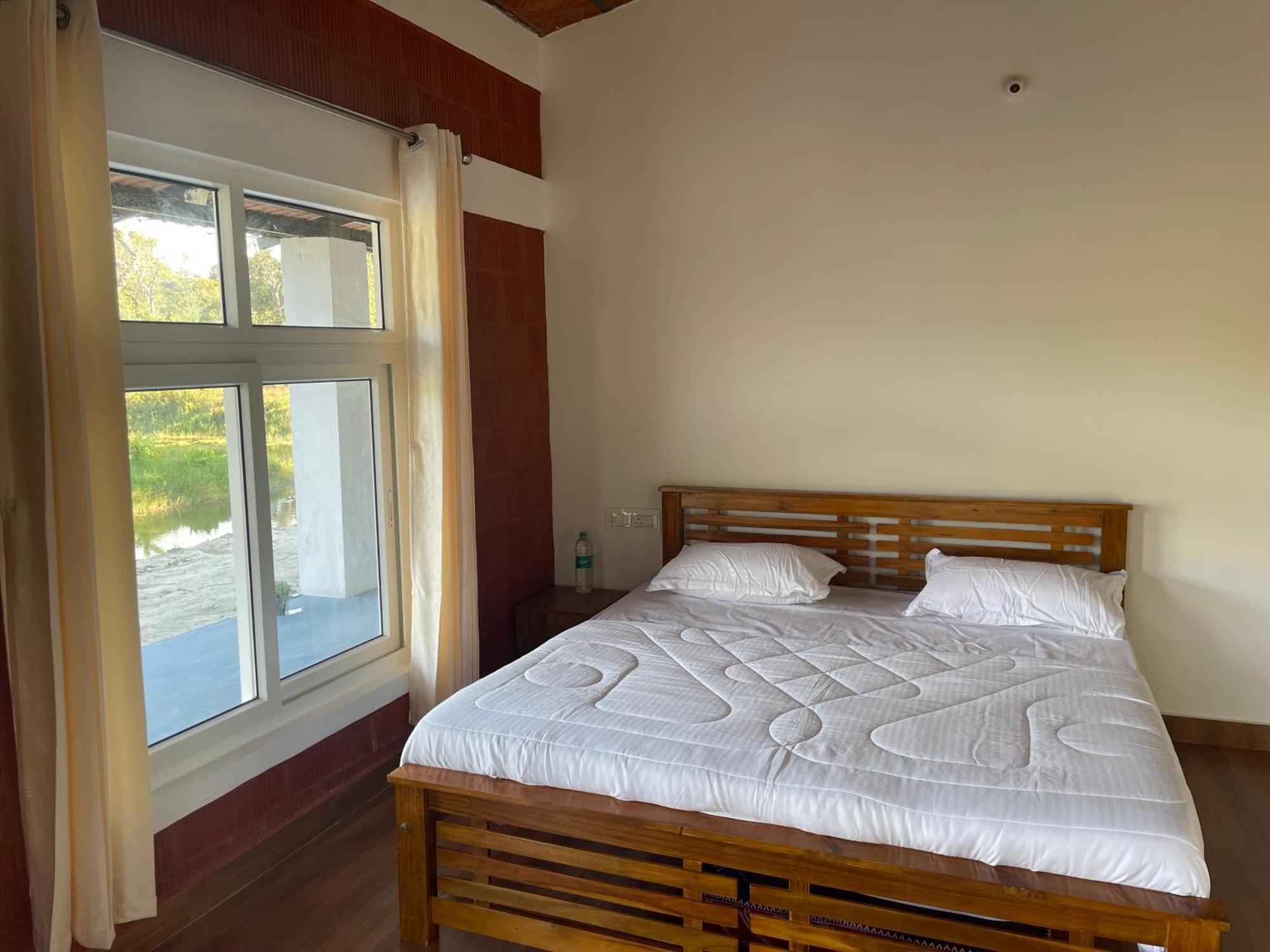 Ponnampet Lake Ripples - Farmstay & Camping מראה חיצוני תמונה
